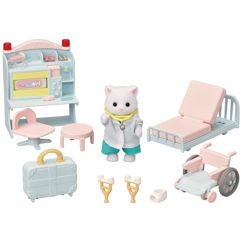 Calico Critters - Village Doctor Starter Set-Mountain Baby