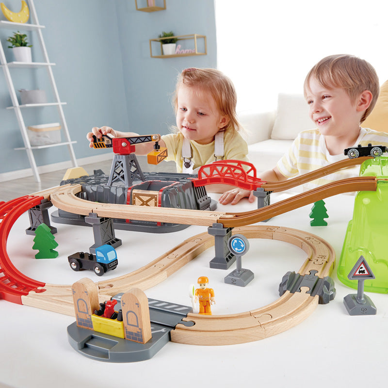 Hape Train Set - Railway Bucket Builder Set-Mountain Baby