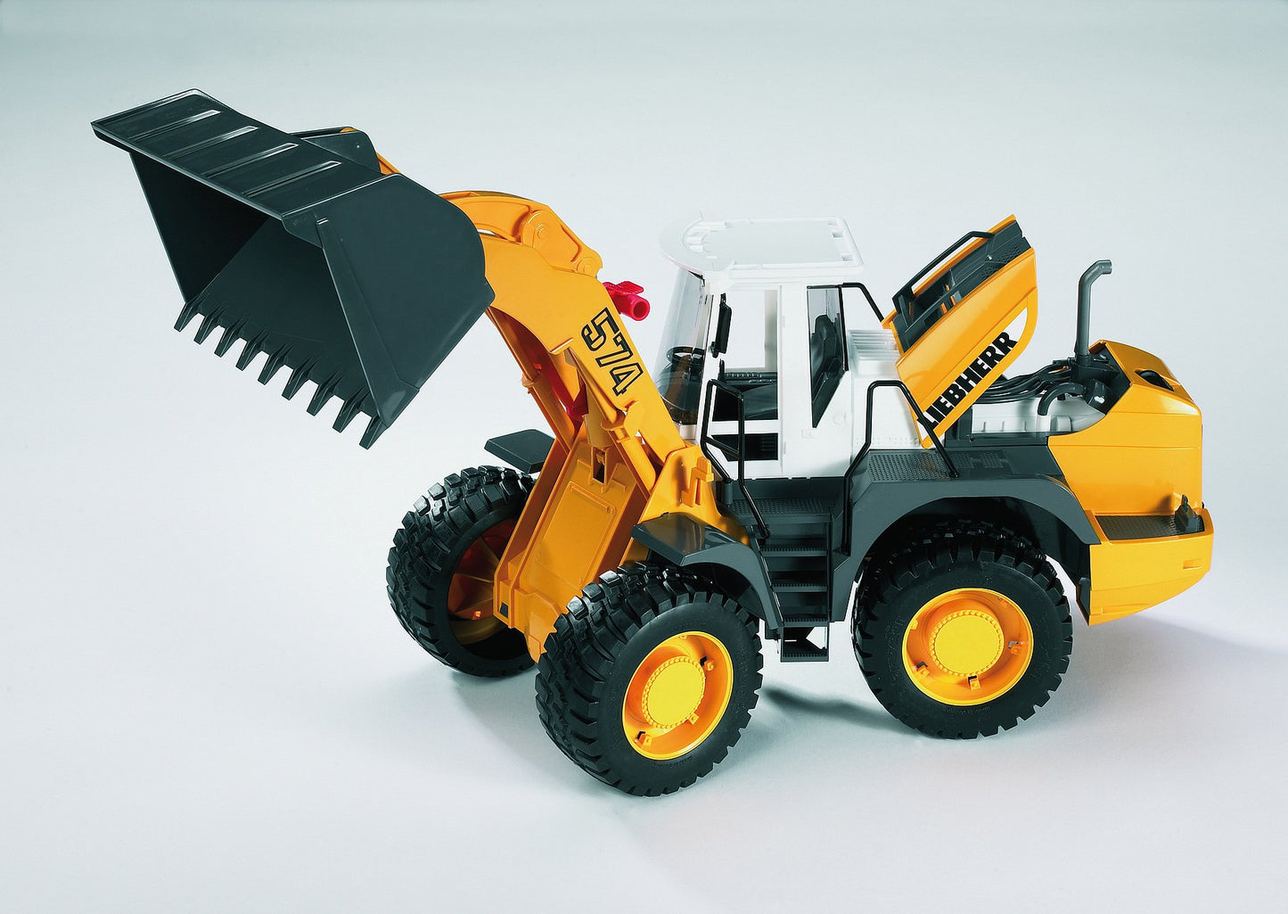 Bruder Liebherr Articulated Road Loader L574-Mountain Baby